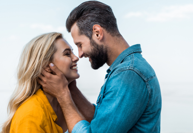 「やっぱりあなたがいい♡」女性の冷めていた気持ちが「好きに変わる瞬間」4つ