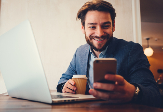 すぐ返信しても困る？！気になる異性との「LINE返信術」って…？