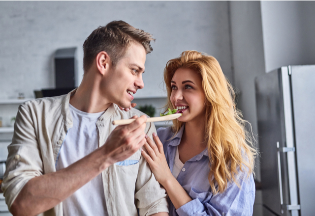 「大好き♡」って言うのが恥ずかしい？！夫に愛を伝える「キュンしぐさ」って？