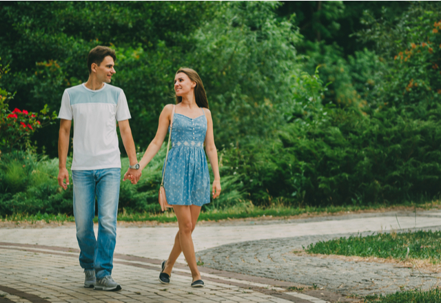 実際どうなの？初対面での「ちょうどいい距離」って？