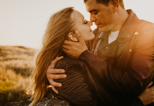 抱きしめて…。女性が夢中になっちゃう「ハグの仕方」4つ