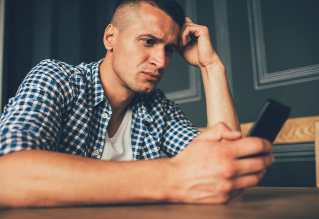 妻がLINEを既読スルー？！気を付けたい『夫婦の危険信号』4つ