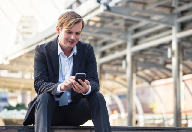 好きなんだよ！男性が実は送っている【LINEでの好きアピ】