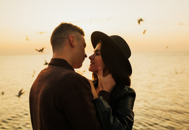 惹かれちゃうよ…!既婚者でもモテる「オトナの男性」の特徴4つ