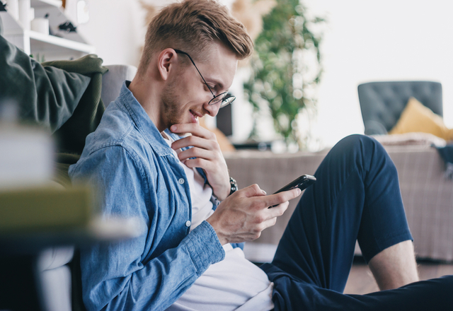 コントロールできないよ…！LINEで「男性の愛があふれちゃうとき」って？