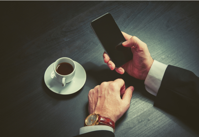 「大丈夫だよ。」気づいてあげたい「男性の強がりLINE」4つ