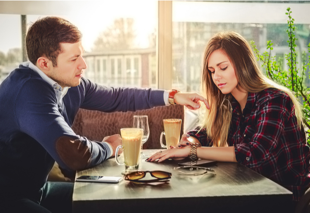 実は狙われているかも？！あなたの【年上男性からモテる度】チェック