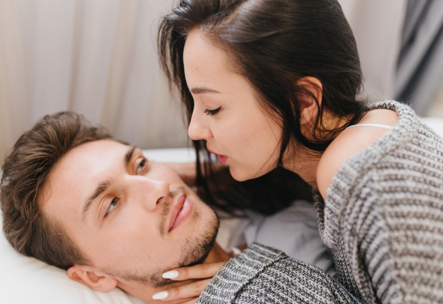 もう立ってられないよ…「女性を骨抜きにさせるキス」の仕方とは？