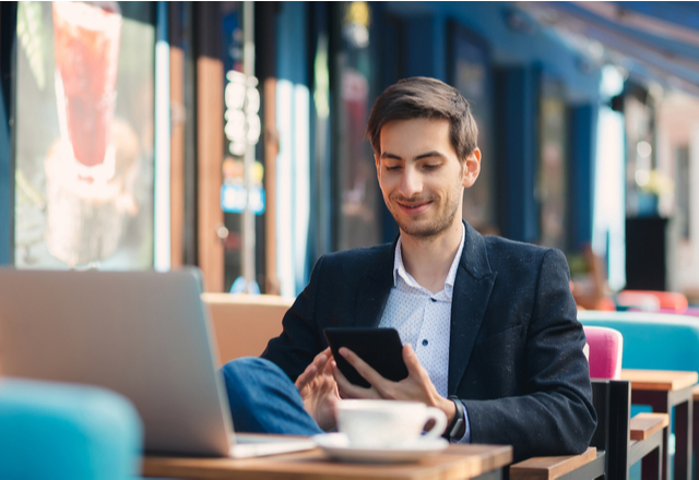 今すぐ会いたいっ♡彼がニヤける【彼女からのあざとLINE】4つ