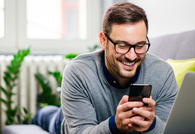 【男のホンネ】もう大好き！男性がハマる「愛され女子のLINE」とは…？