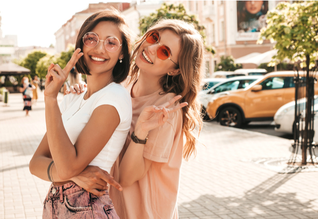 あなたはどう？？「犬系女子」と「猫系女子」の特徴