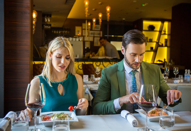 実はイラつかせているかも…女性が思う【夫のありがた迷惑な行動】4つ＜休日編＞