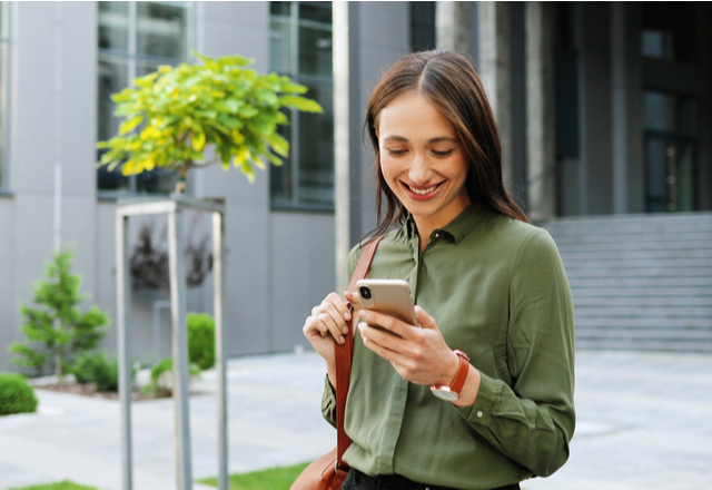 夫には秘密です♡妻が「LINEを使って密かにしていること」とは…