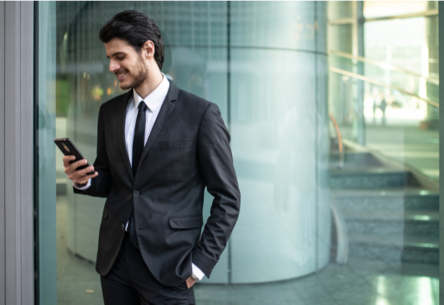 慕ってます…！やる気がみなぎる【先輩からのLINEエピソード】