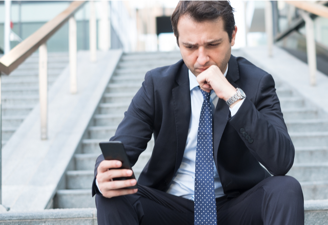 正直疲れます。彼の気持ちが離れてしまう【彼女からのストレスLINE】とは