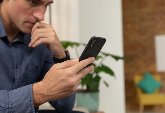 これ送ってきてたら要注意！男性が「遊びの女性に送るLINE」の共通点