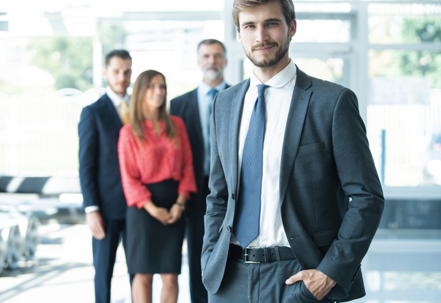「強引さが素敵…」女性が恋に落ちる【肉食系男子】の特徴