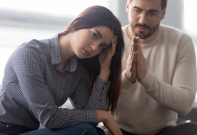 【女性のホンネ】旦那さんの浮気を疑ってしまう「ちょっとしたこと」4選
