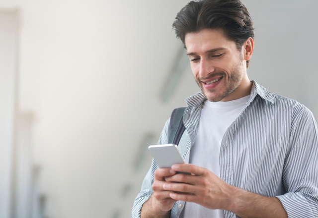 「想像しちゃった♡」男性がムラムラしてしまう【お色気LINE】の内容とは…？