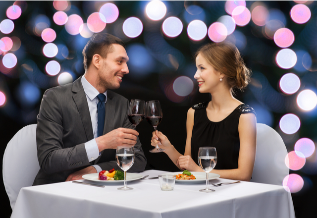 【女性はココを見ています】こっそりチェックしちゃう「男性のお金持ち度」