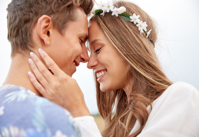 こんなにキュンしたの初めて♡年下女性がコロッと落ちる「あざとテク」って？