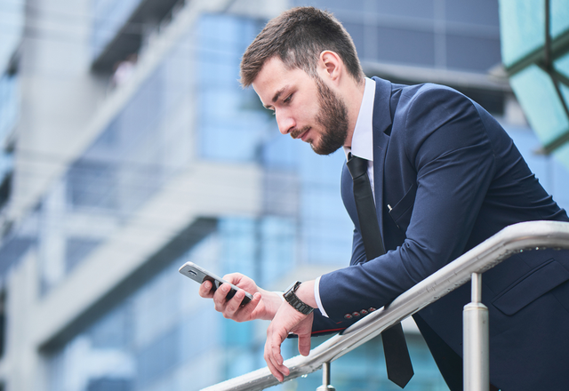 「恋愛対象ではないんだよなぁ…」男性が密かに送る【脈なしLINE】とは