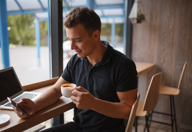 これが俺の気持ちです…！男性が「本気の女性に送る」脈アリLINEとは