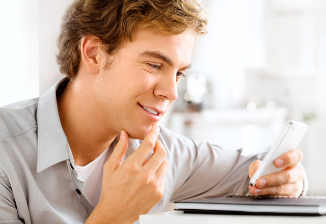 【男性心理】男性が「なんかこの子相性いいかも」と思うLINEの送り方4つ