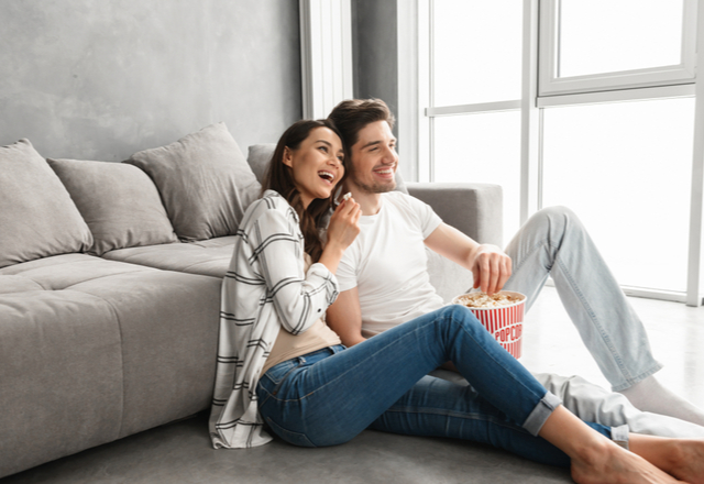 実はこう思ってます！彼女が「お家デートで期待している事」4つ