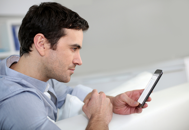 うそっコレで？！女性には理解しがたい【男性が恋にオチるLINE】4つ