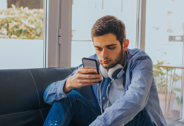 ありがたい…けれども！男が「めんどくさい」と感じてしまう【好きアピLINE】