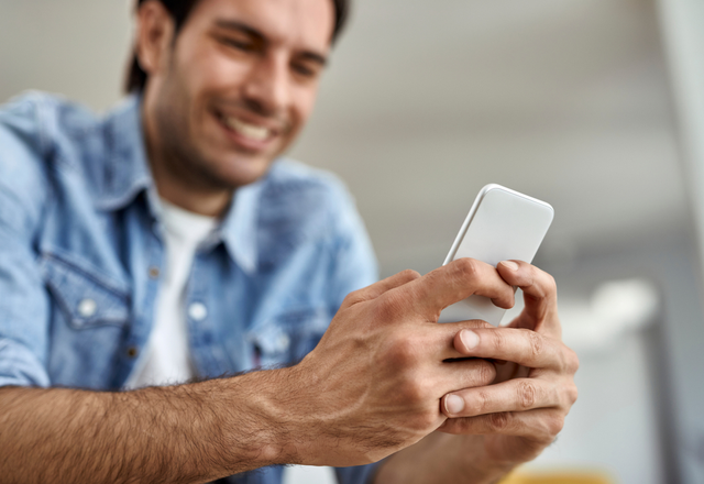 もうめちゃくちゃ好き！男性が「LINE通話したいな」と思う瞬間って？