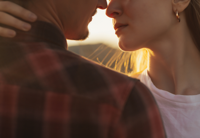 「ずーっとしてたいかも！」女性がメロメロになる【キスの仕方】