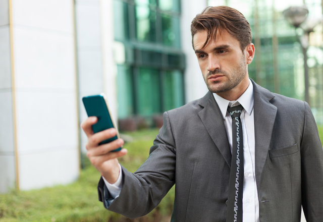 送ってませんか？男性が「イタイなぁ…」と感じる“女性からのLINE”とは