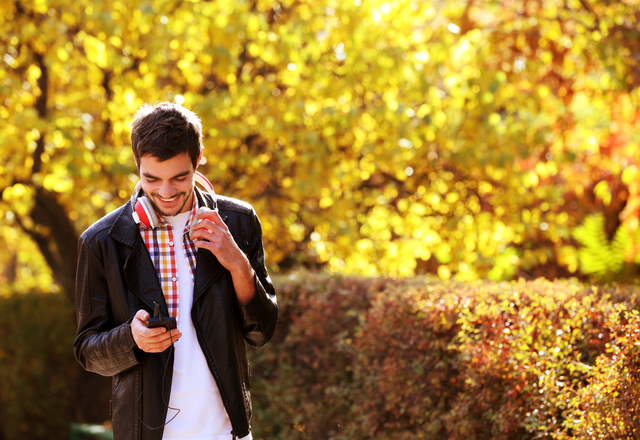 頻度はどのくらい？一体何話しているの？“仲よしカップルのLINEあるある”4つ