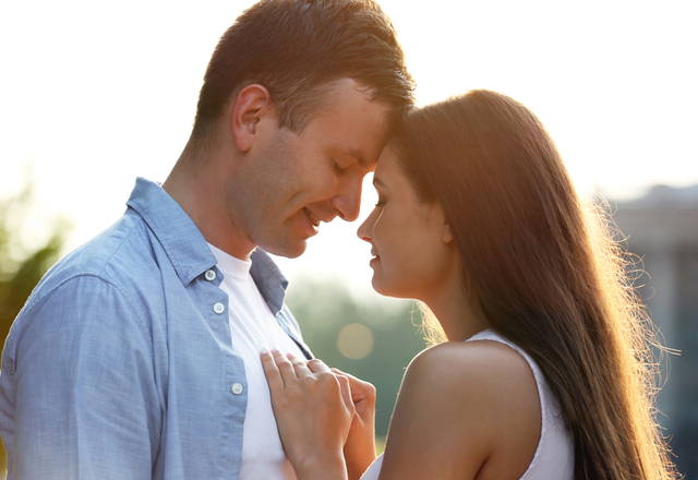 俺の嫁が世界一だ！旦那さんをキュンとさせる「キスのおねだり」って？