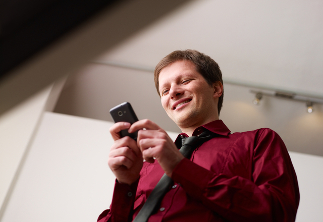 「惚れるしかないでしょ…♡」意中の彼を【LINEで落とす】例文4つ