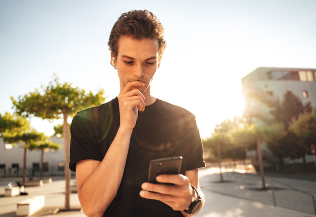 【男性心理】男性が送る「久しぶりLINE」その目的とは一体？