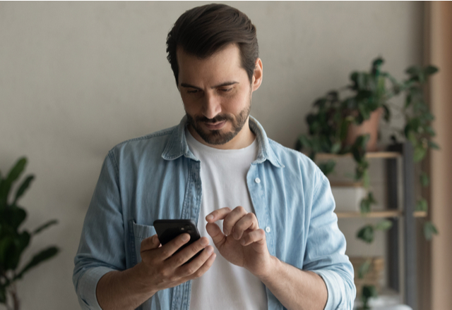 悲しくなっちゃう？！男性が「塩対応すぎん？！」と思ってしまう“LINE”とは