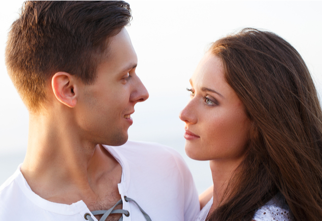 「友達だと思ってたのに…」男性に”オンナ”を意識させる方法を大公開♡