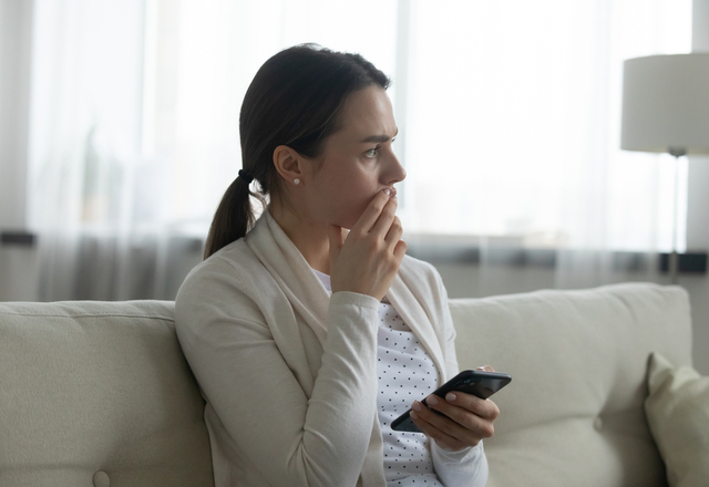 【女性必見】これは注意！付き合ったら“束縛しがちな男性のLINE傾向”4つ