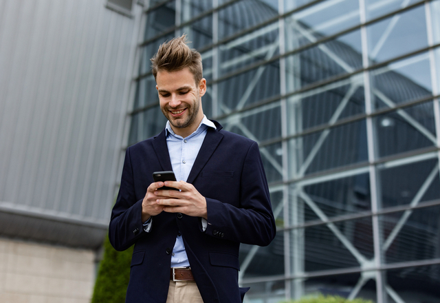 「みてみて〜かわいすぎない？」夫が周りに自慢したくなる“ラブラブLINE”