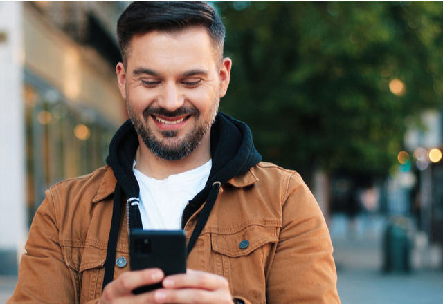 実は幸せ感じているかも？！男性が喜ぶ「意外なLINE」その内容とは一体