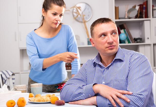 これだけは気を付けて！女性が「だらしない男認定」してしまう“男性の特徴”