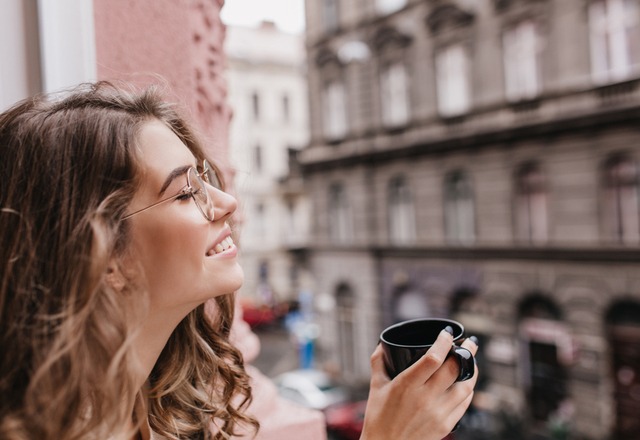 【女性必見】男性ウケ間違いナシ？！男性がキュンとする“女性のしぐさ”