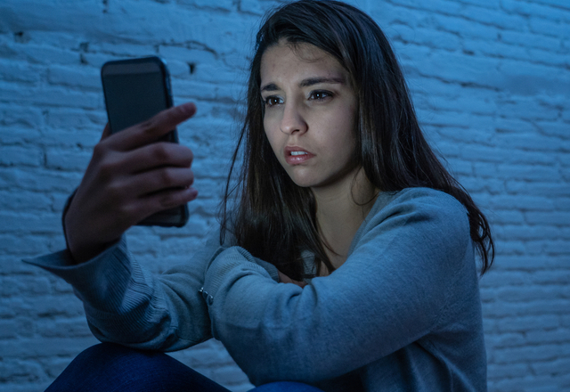 「いや、怖すぎ」ママ友同士でよくみられる“マウントLINE”とは