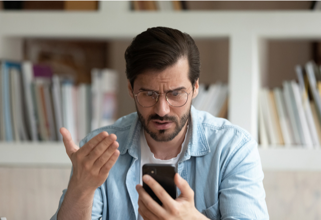 「通知音が怖い！」彼が恐怖を感じてしまう“束縛彼女の怖すぎLINE”4つ