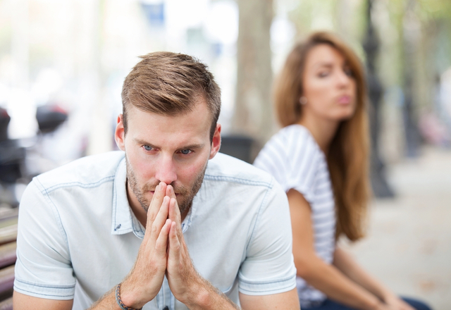 「もう勘弁してくれ…！」男性が“逆に引いてしまう好きアピ”って？