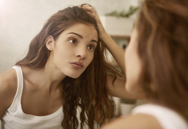 「自分磨き頑張ってるのに…」いつまで経っても“垢抜けない女性”の特徴