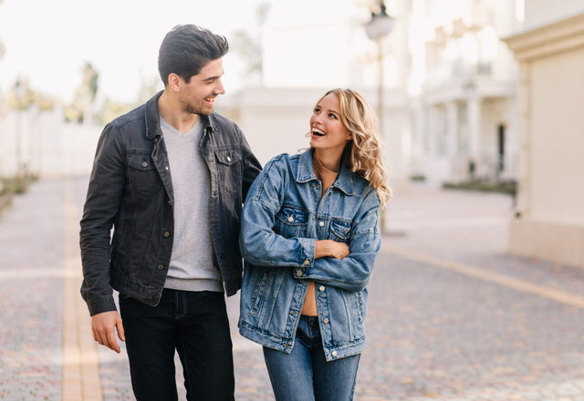 「え、いつの間に？！」いつも“彼氏が途切れない女性”の特徴4選